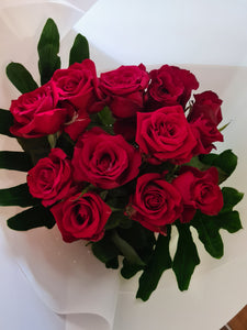 12 Red Roses Bouquet