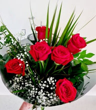 6 Red Roses Bouquet