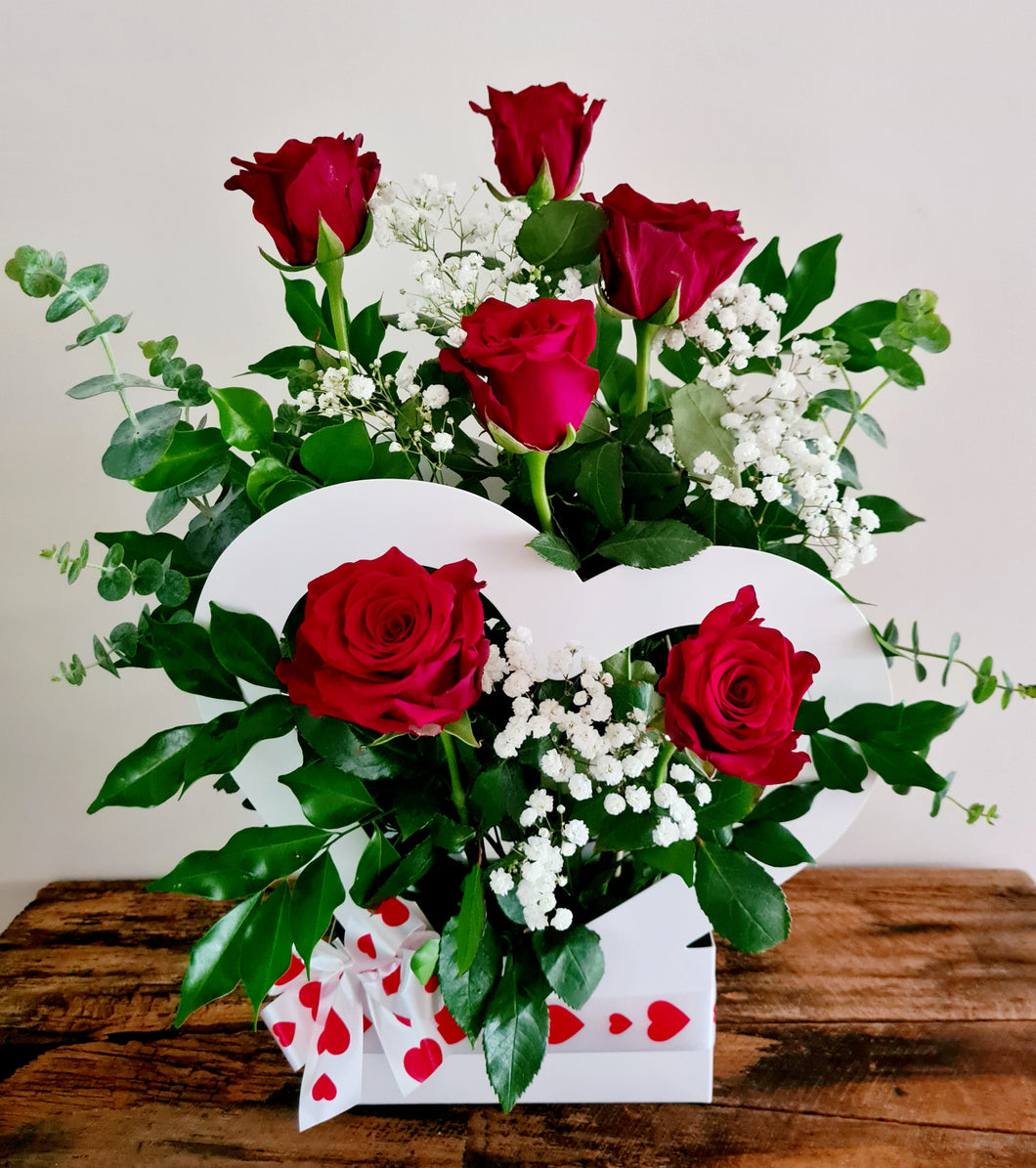 6  Red Roses in Heart Box